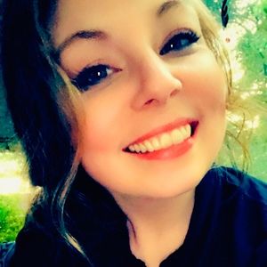 Meet your Posher, Cj